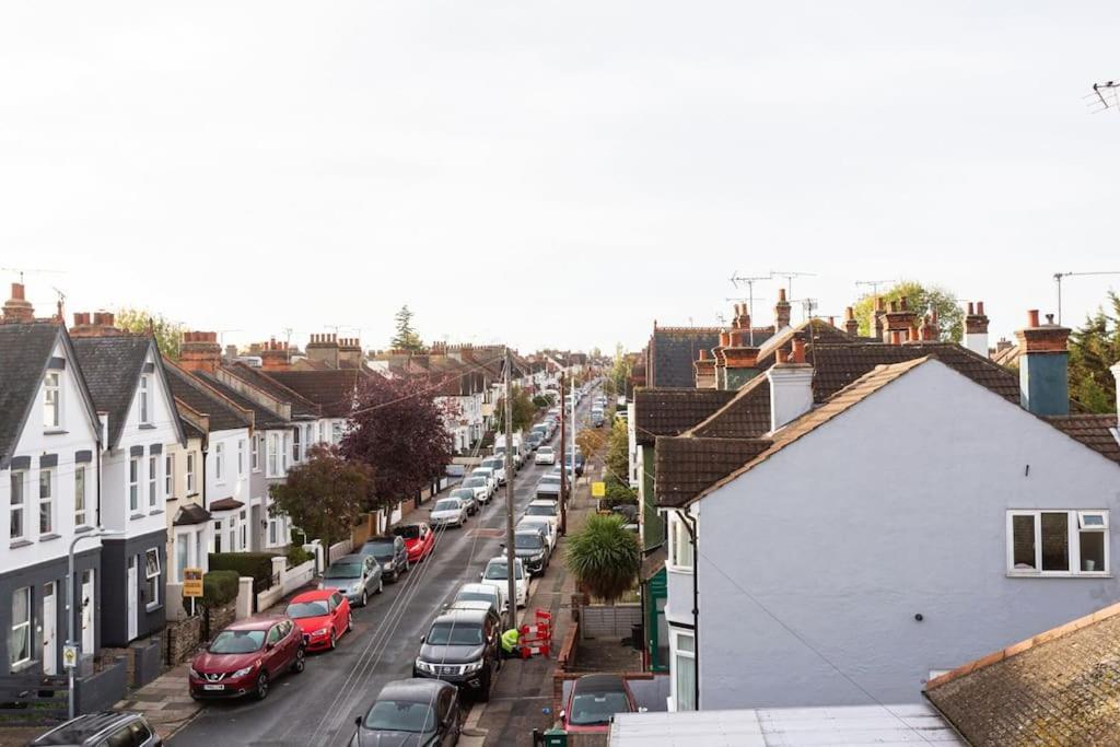 2 Bed Apartment Near The Beach Southend-on-Sea Extérieur photo